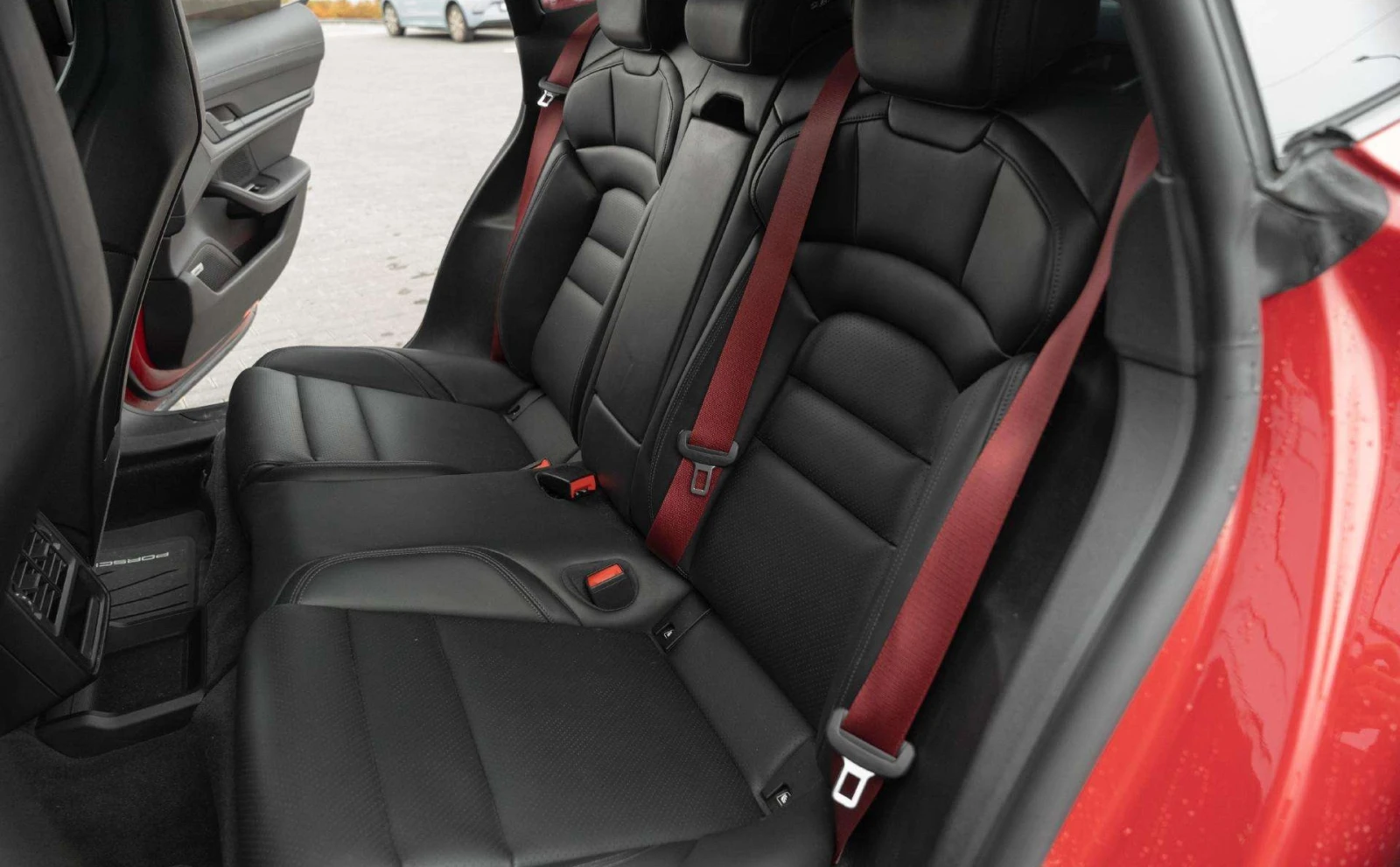 Porsche Taycan 4 Cross Turismo SportChrono - изображение 8