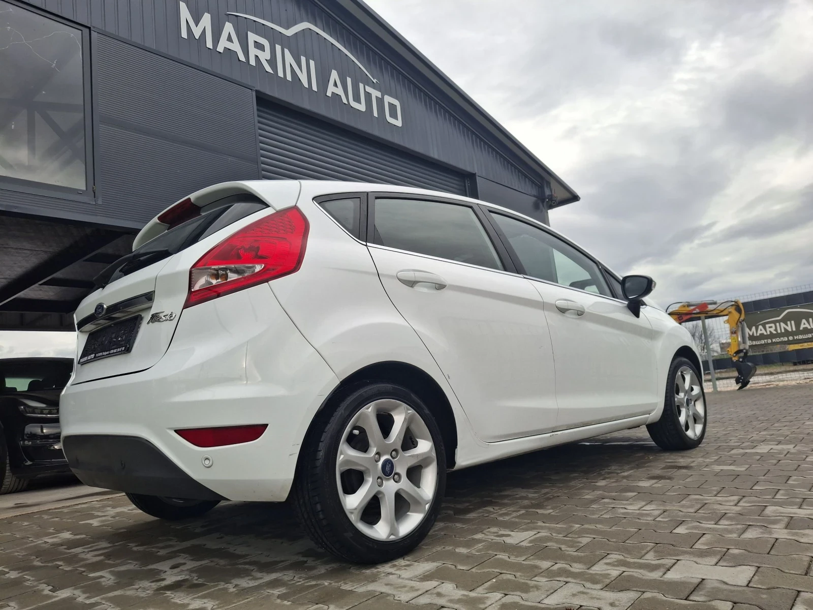 Ford Fiesta 1.4 benzin euro5  - изображение 7