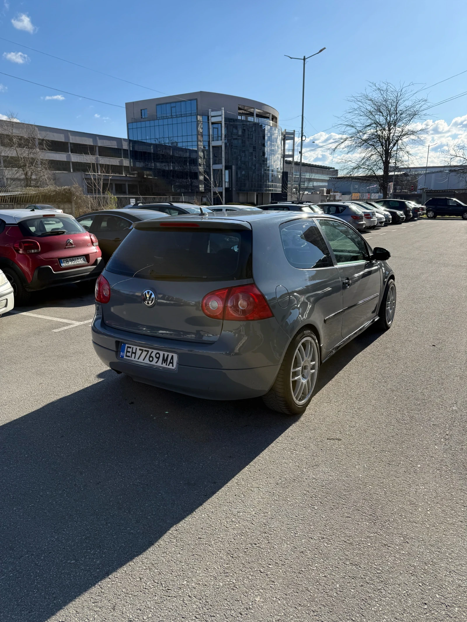 VW Golf 1.6i Газ/Бензин - изображение 4