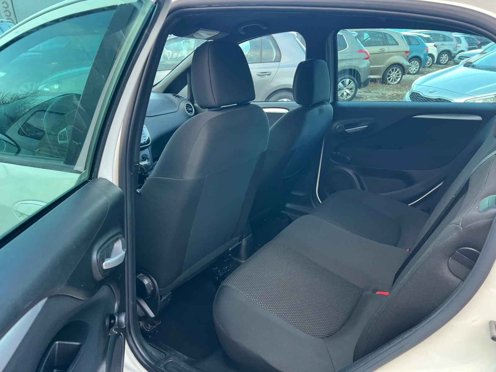 Fiat Punto 1.4i Sport  | Mobile.bg � ����������� 12