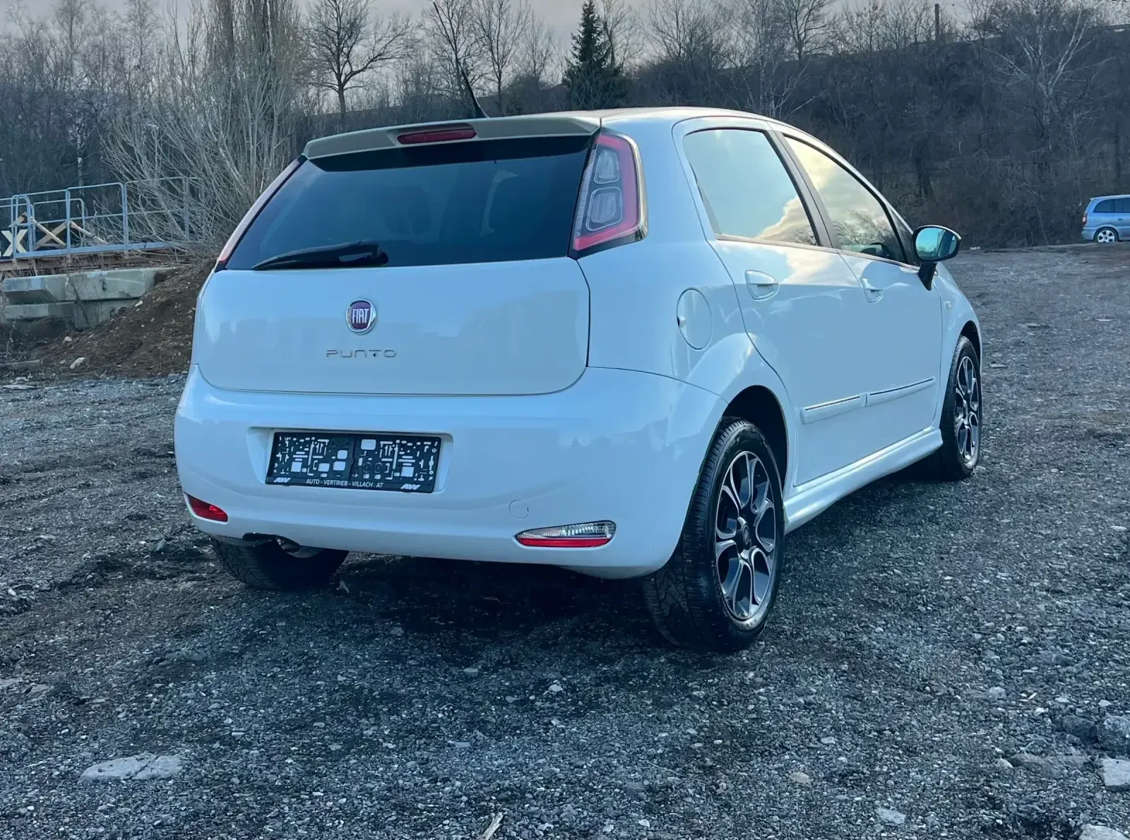 Fiat Punto 1.4i Sport  - изображение 4