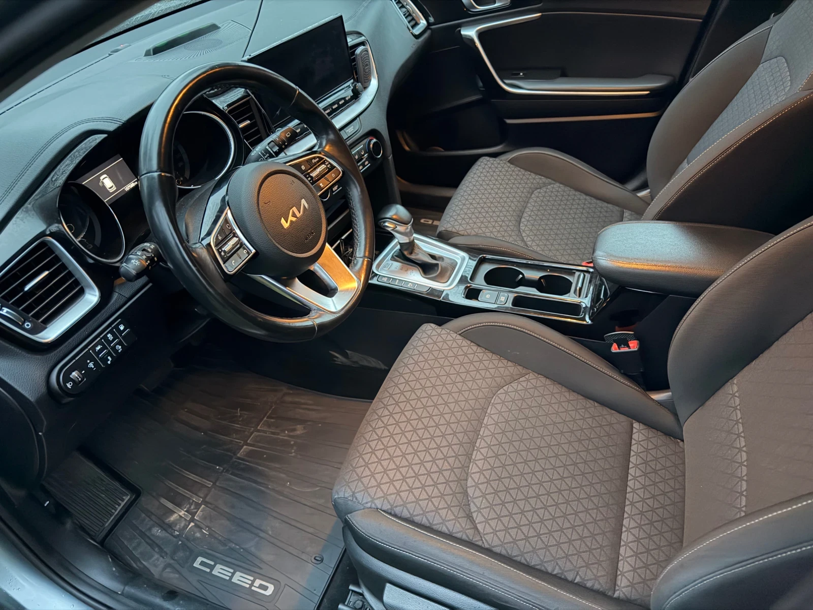 Kia Ceed Plug-in Hybrid | Mobile.bg � ����������� 6
