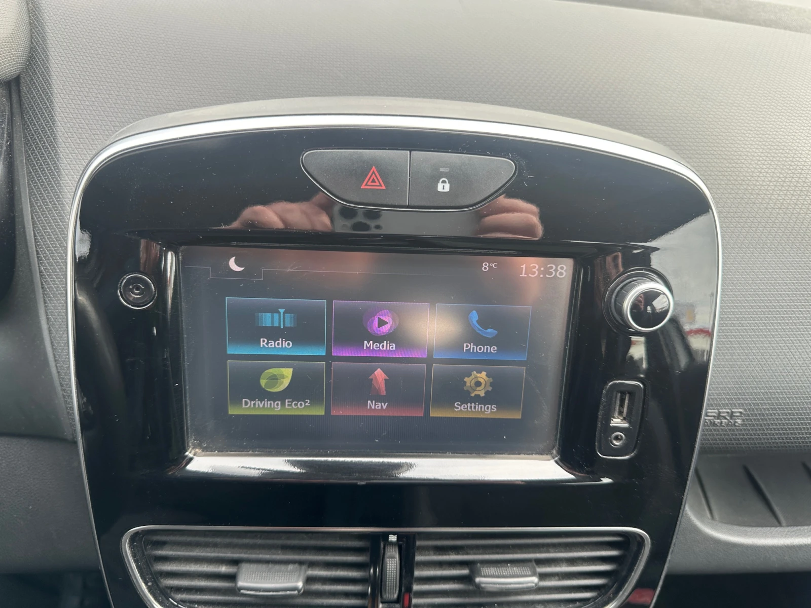 Renault Clio 1.5 DCI - изображение 8