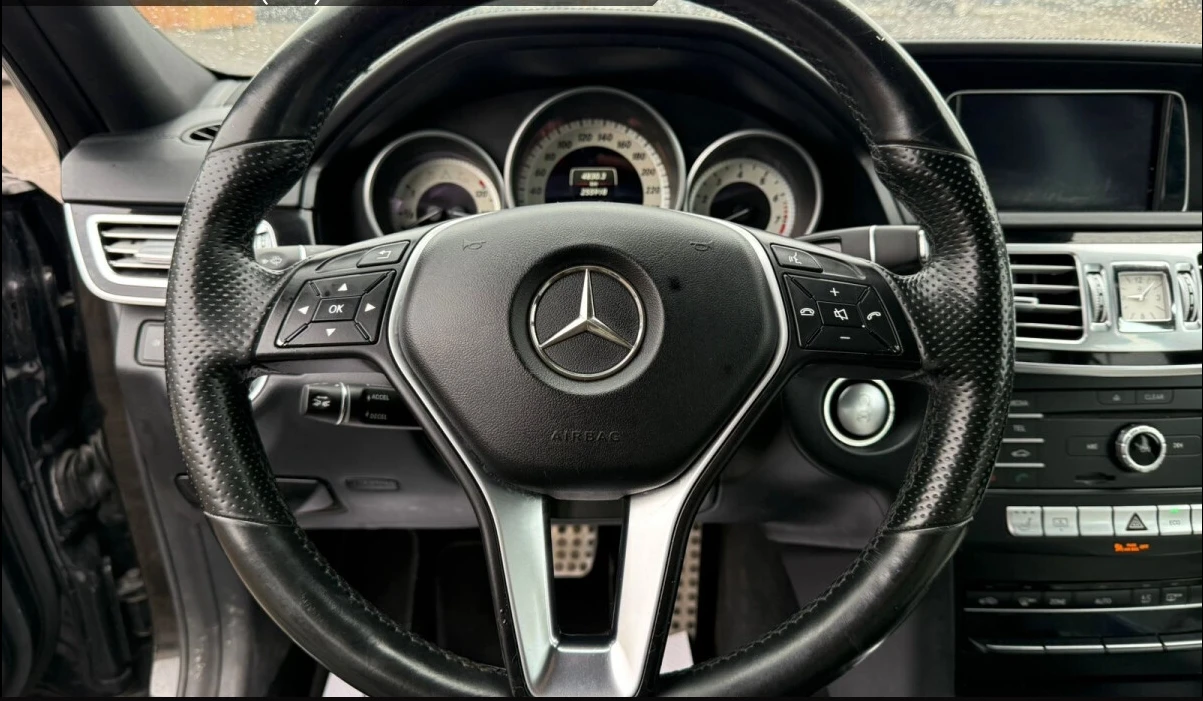 Mercedes-Benz E 400 * 4MATIC* ПАНОРАМА* KEYLESS* КАМЕРА* КОЖА* ПОДГРЕВ, снимка 10 - Автомобили и джипове - 53828091