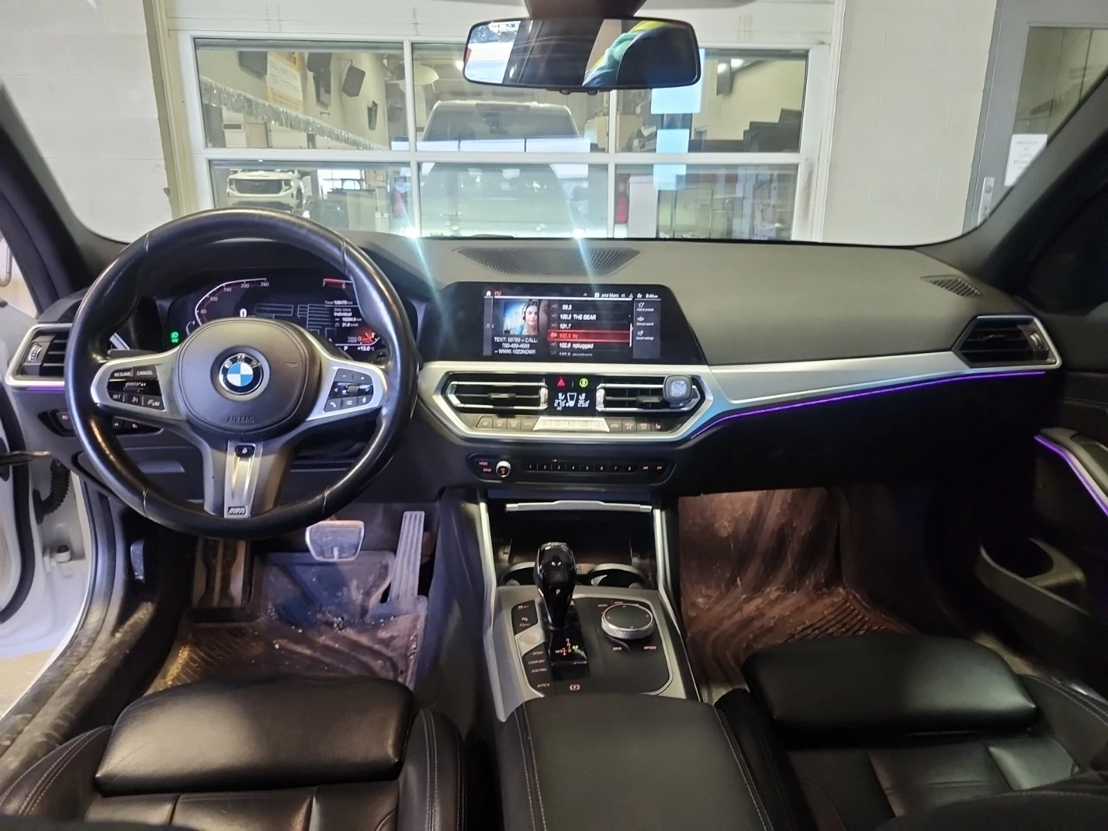 BMW 330 M PACK * БЕЗ ИНЦИДЕНТИ * СЕРВИЗНА ИСТОРИЯ * , снимка 7 - Автомобили и джипове - 53829496