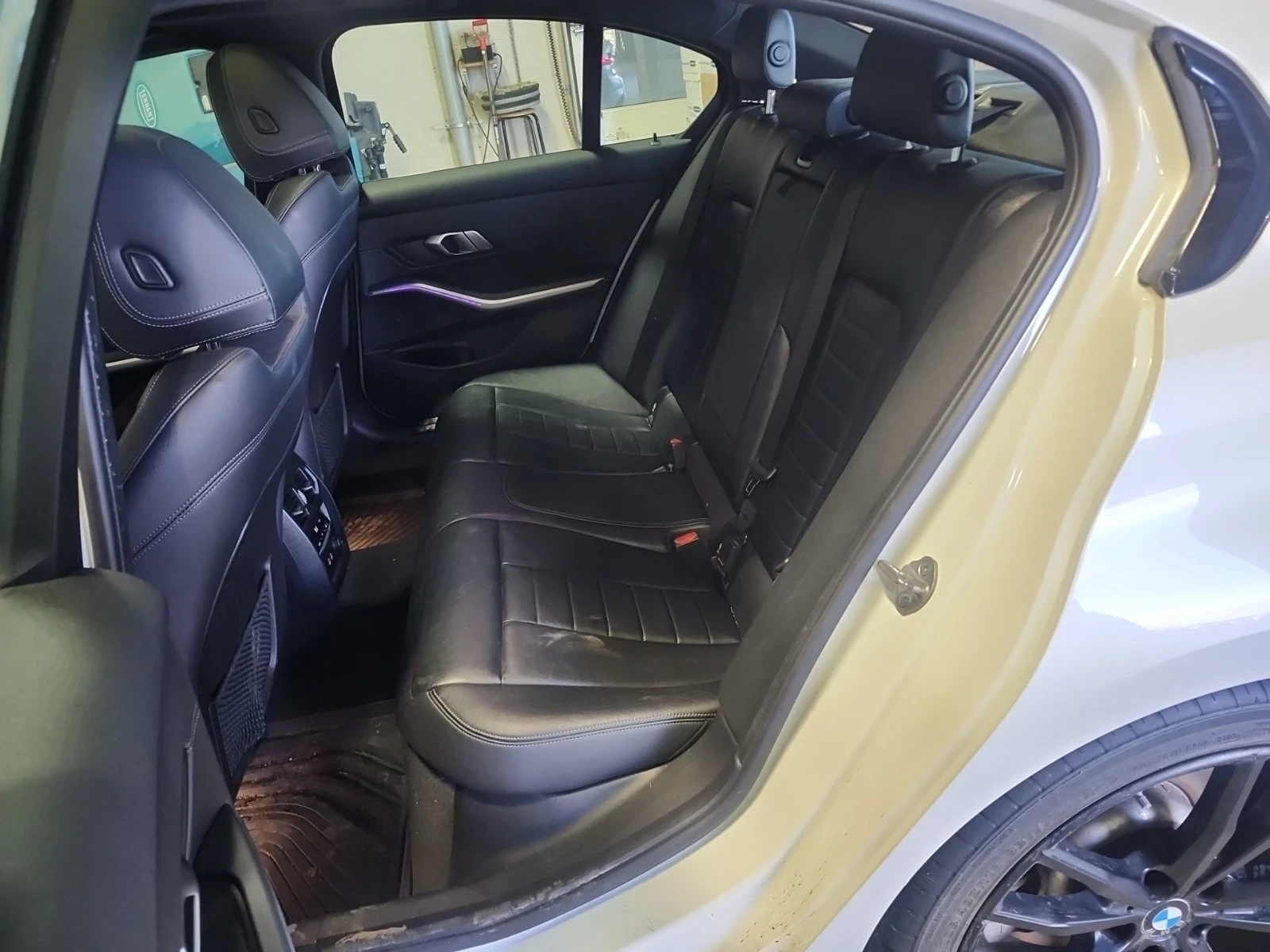 BMW 330 M PACK * БЕЗ ИНЦИДЕНТИ * СЕРВИЗНА ИСТОРИЯ * , снимка 12 - Автомобили и джипове - 53829496