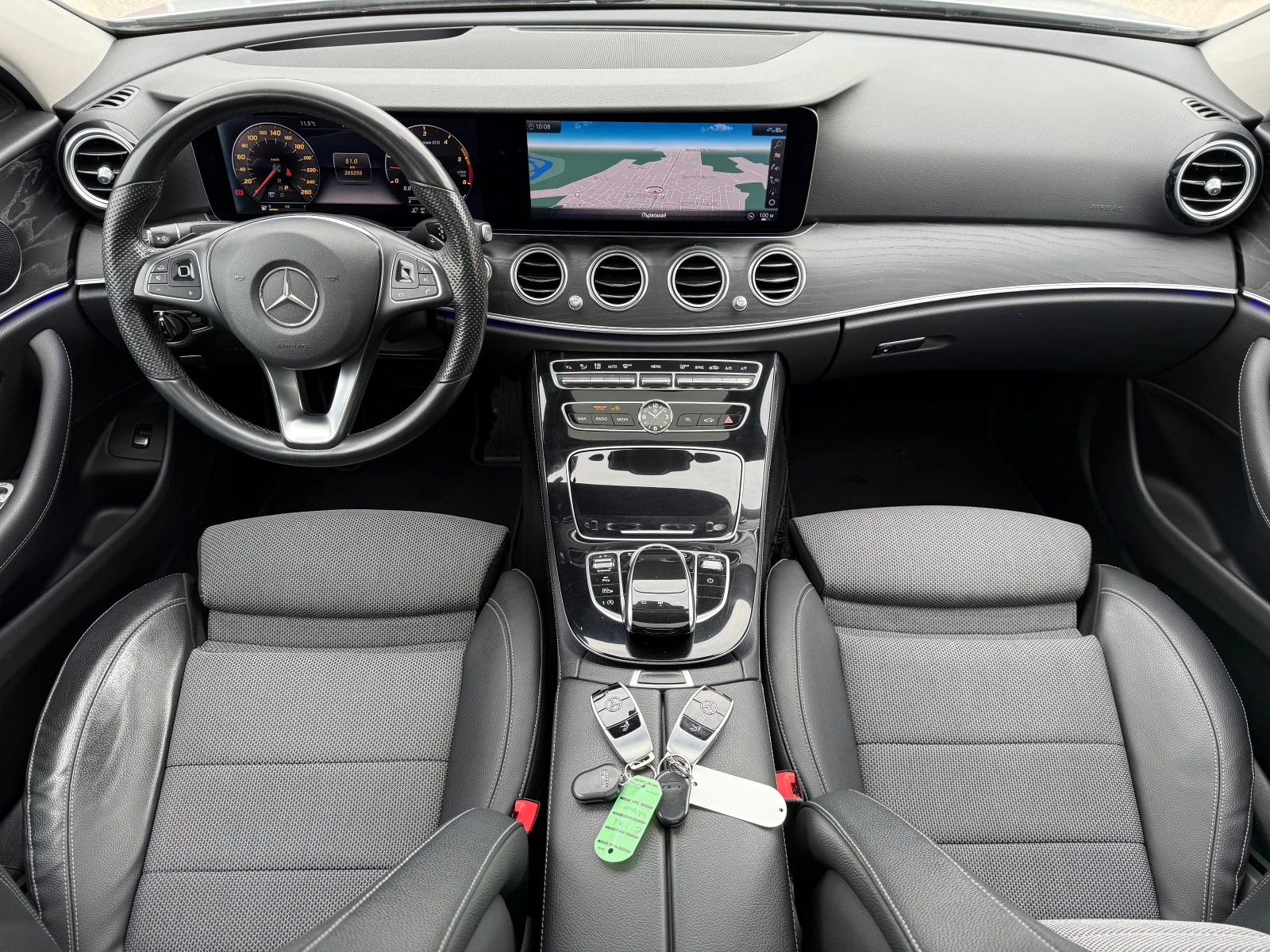 Mercedes-Benz E 350 d AMG LINE 9G !! 100%РЕАЛНИ КИЛОМЕТРИ - ДОКАЗУЕМИ!, снимка 11 - Автомобили и джипове - 54202831