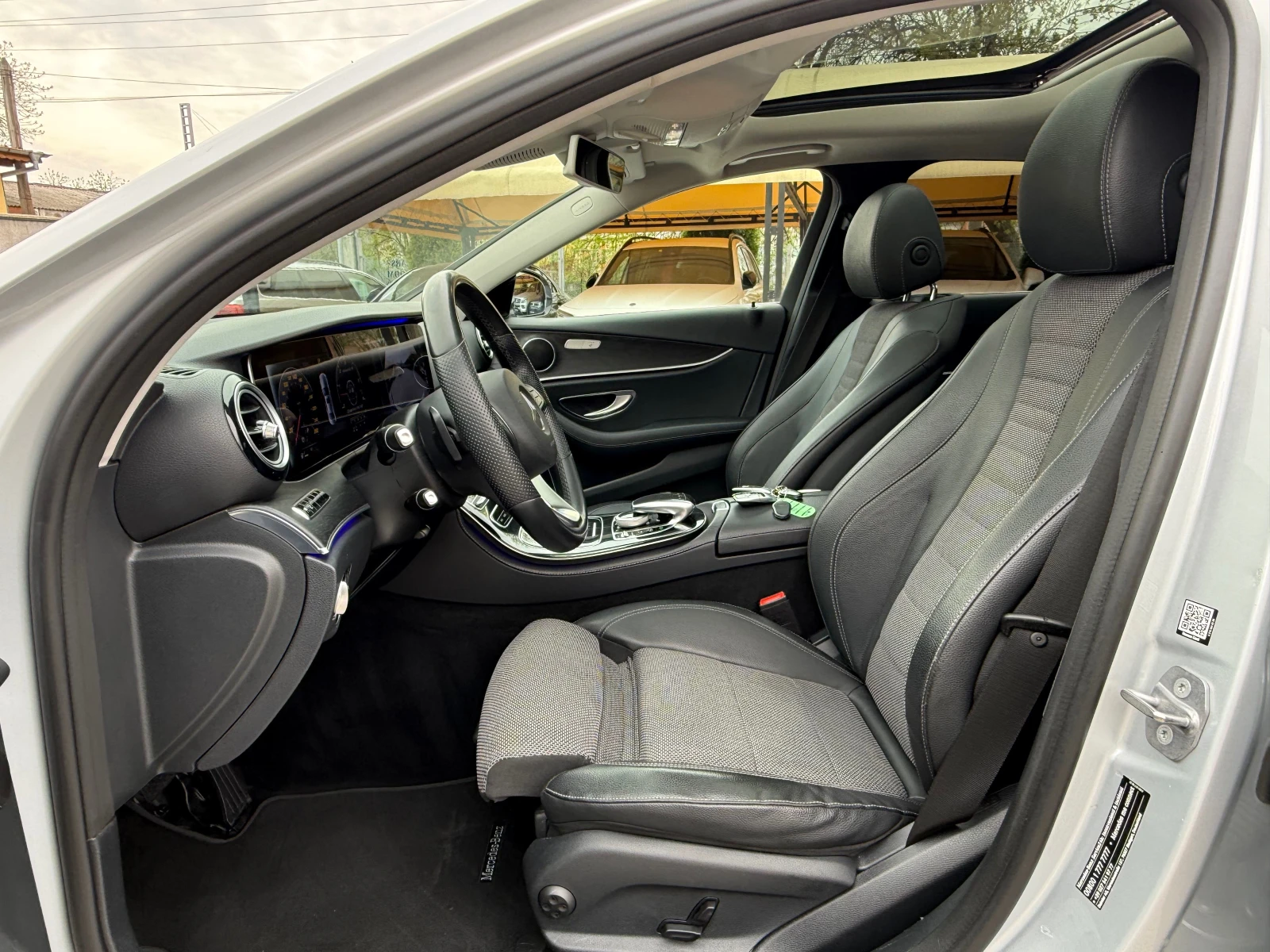 Mercedes-Benz E 350 d AMG LINE 9G !! 100%РЕАЛНИ КИЛОМЕТРИ - ДОКАЗУЕМИ!, снимка 9 - Автомобили и джипове - 54202831