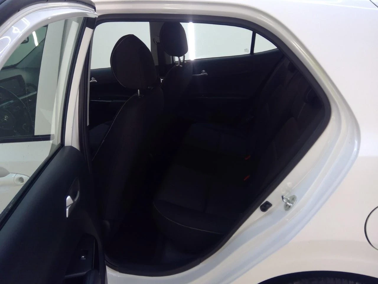 Kia Picanto 1.0 DynamicLine, снимка 11 - Автомобили и джипове - 54229060