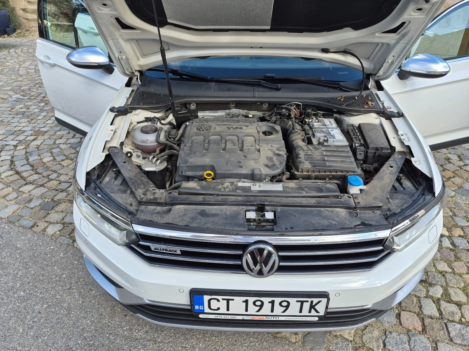 VW Passat Altrak, снимка 16 - Автомобили и джипове - 54357405
