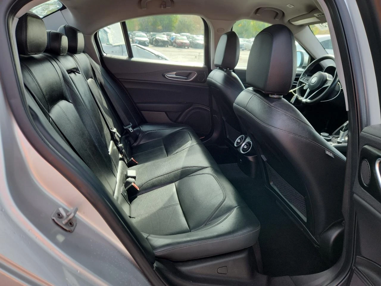Alfa Romeo Giulia 2l Q4, снимка 10 - Автомобили и джипове - 54416398