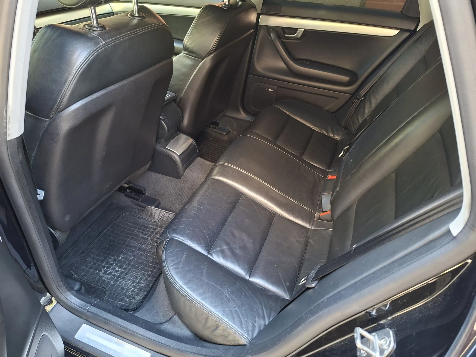 Audi A4, снимка 8 - Автомобили и джипове - 54427303