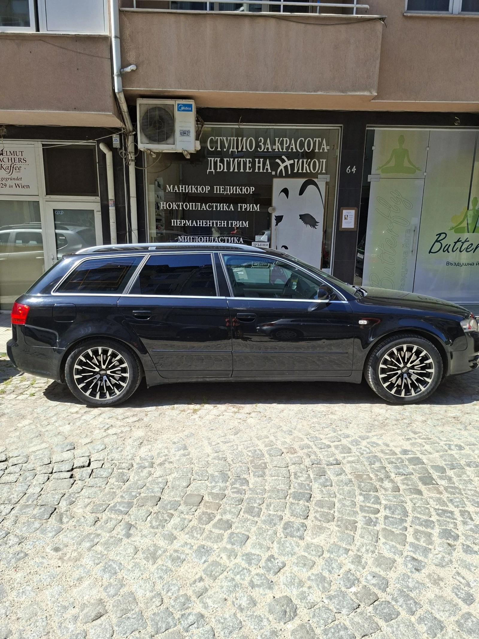 Audi A4, снимка 3 - Автомобили и джипове - 54427303