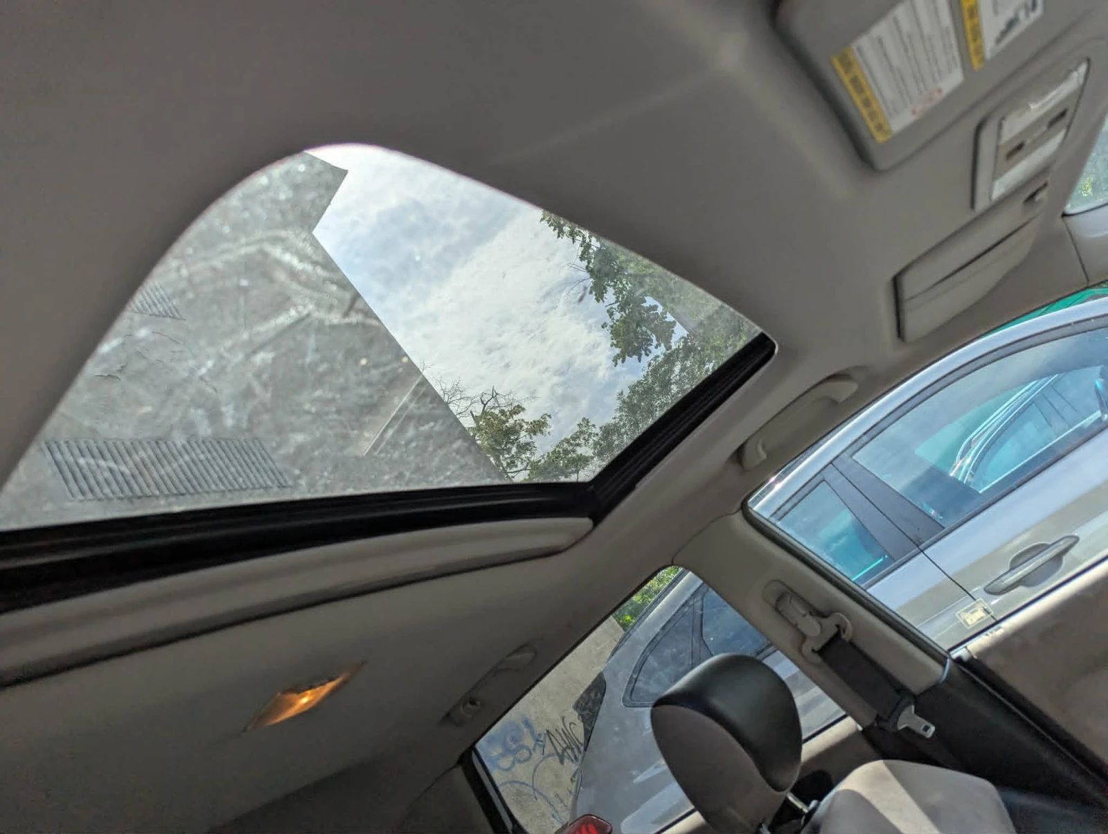 Honda Fr-v, снимка 12 - Автомобили и джипове - 54781607