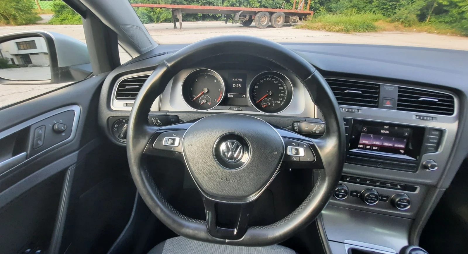 VW Golf 1.6TDI, снимка 13 - Автомобили и джипове - 54800863