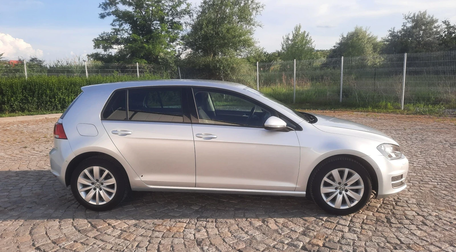 VW Golf 1.6TDI HIGHLINE, снимка 4 - Автомобили и джипове - 54800863