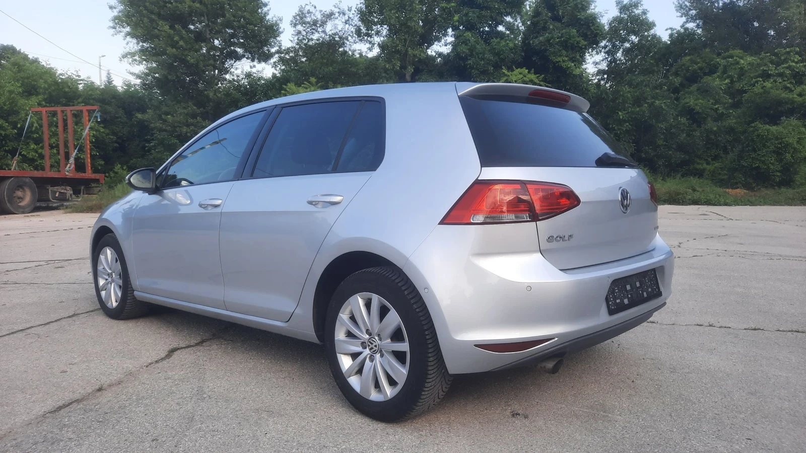 VW Golf 1.6TDI, снимка 7 - Автомобили и джипове - 54800863