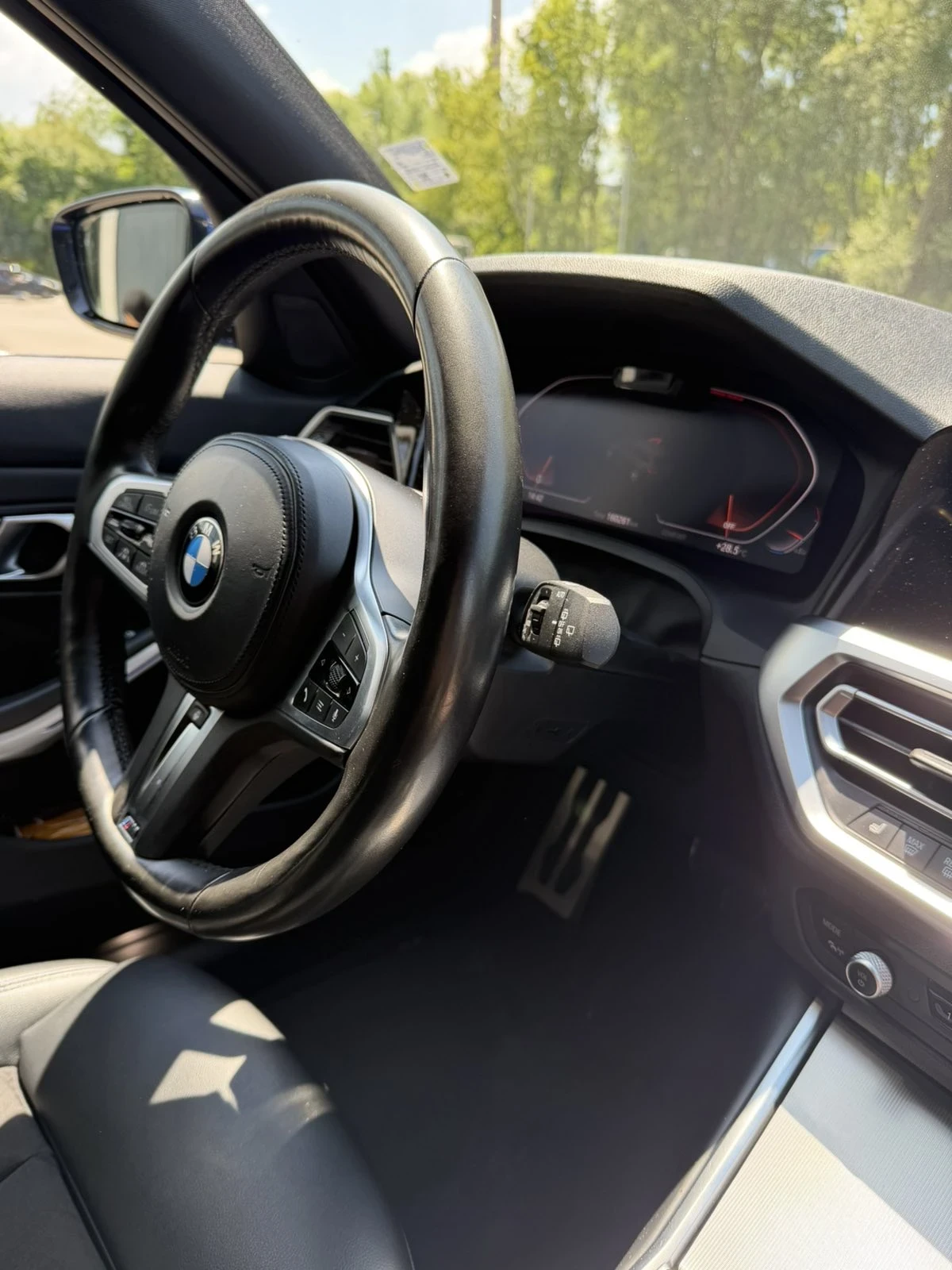 BMW 320 M-Sport, снимка 5 - Автомобили и джипове - 55049076