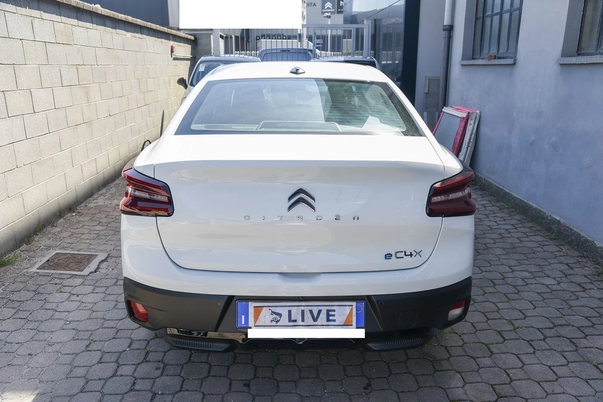 Citroen C4X НОВ АВТОМОБИЛ 62км/e-Feel Pack, снимка 3 - Автомобили и джипове - 55080240