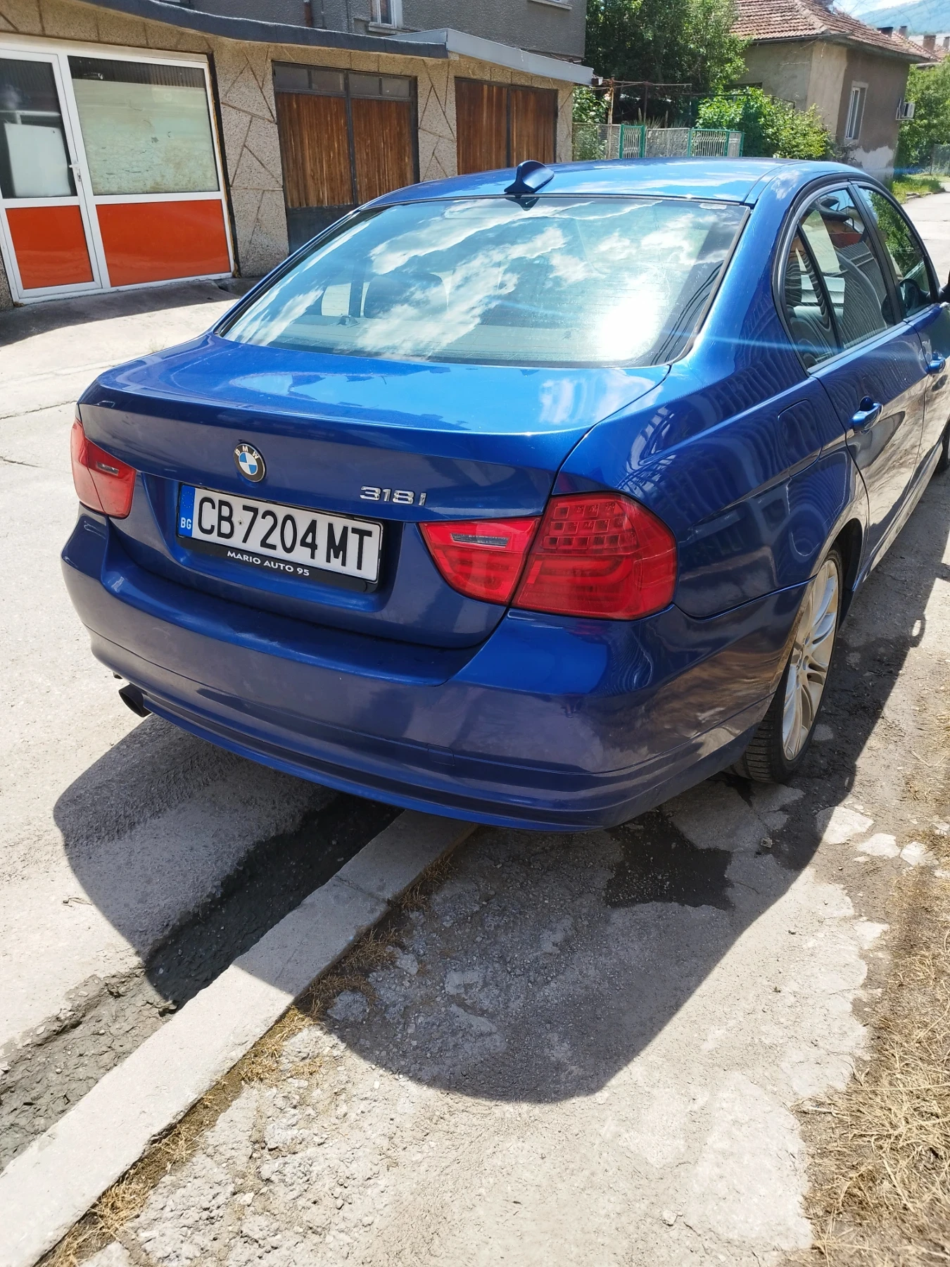 BMW 318 2.0LCI facelift, снимка 3 - Автомобили и джипове - 55367327