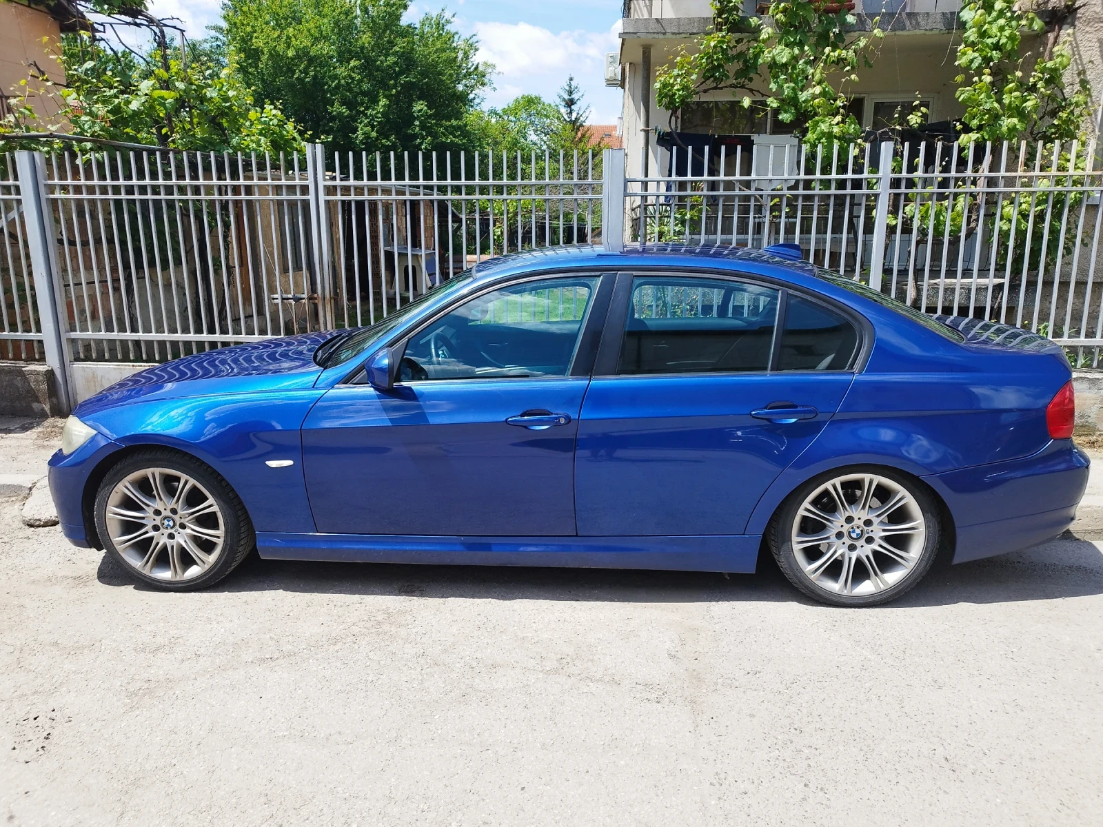 BMW 318 2.0LCI facelift, снимка 2 - Автомобили и джипове - 55367327