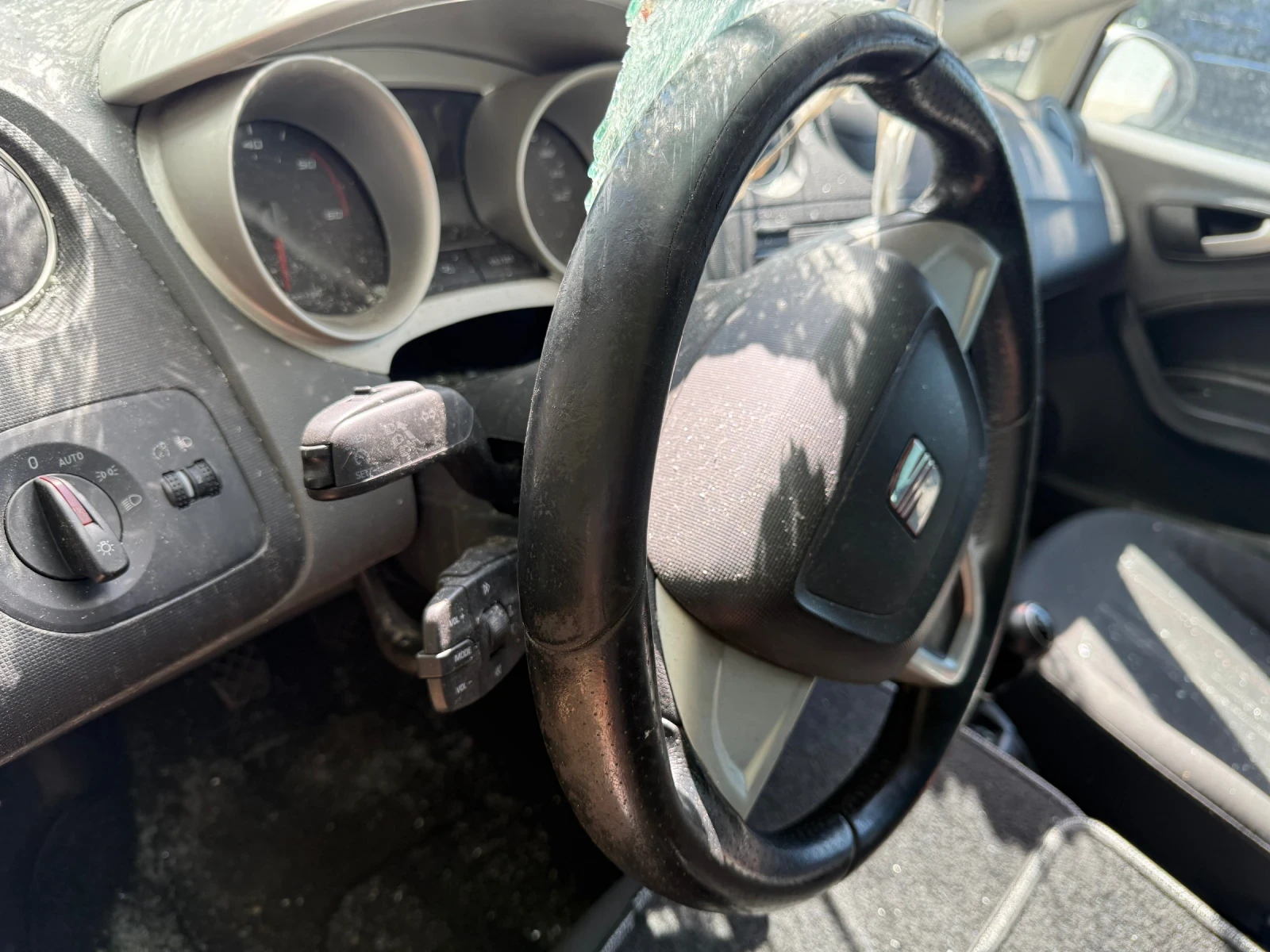 Seat Ibiza 1.2TDI, снимка 5 - Автомобили и джипове - 55446604