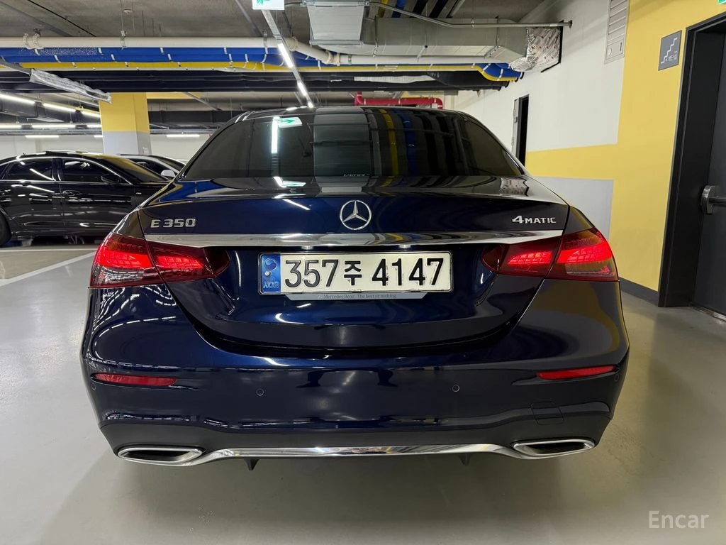 Mercedes-Benz E 350 AMG* LINE* 4MATIC* BURMESTER* ХЕДЪП* 360КАМЕРА* LA, снимка 2 - Автомобили и джипове - 55901538