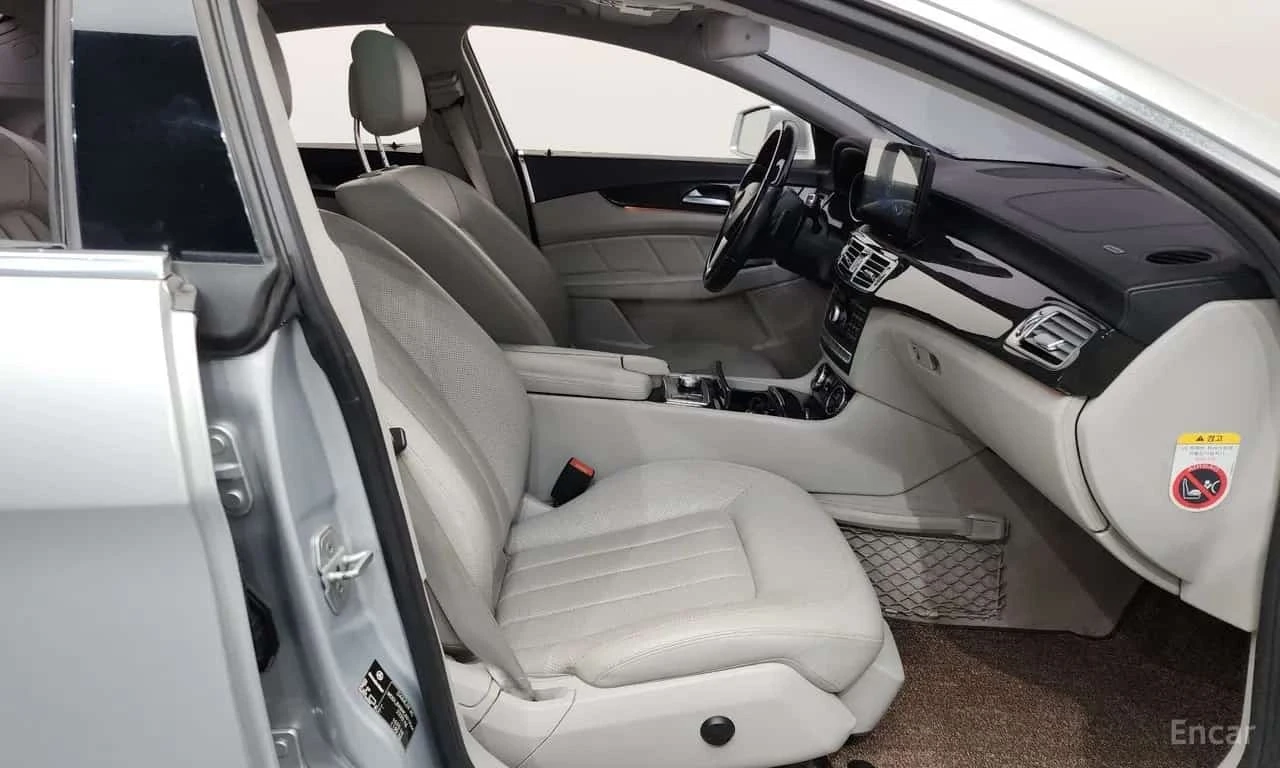 Mercedes-Benz CLS * CLS350 BlueEFFICIENCY * ���� �� �� | Mobile.bg � ����������� 11
