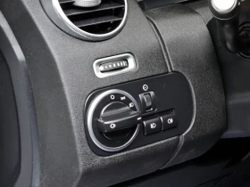 Land Rover Discovery 3.0 Sdv6 Se, снимка 14