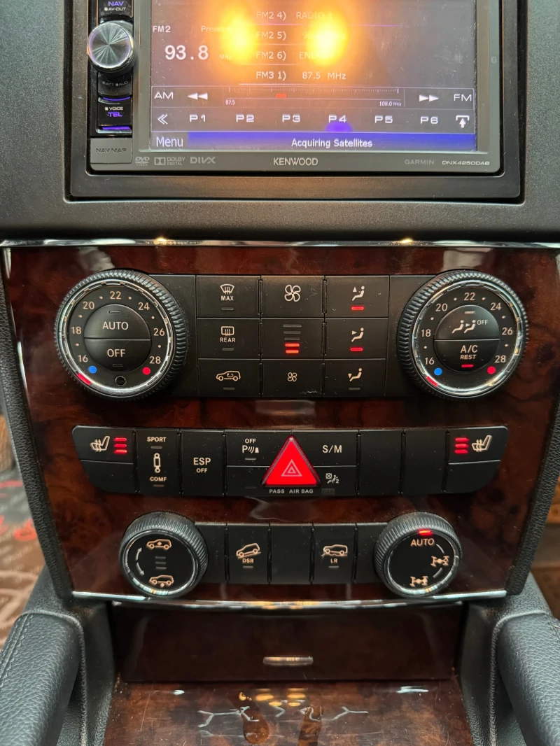 Mercedes-Benz ML 320 CDI * 4 MATIC * ШИБЕДАХ * КАМЕРА * OFF-ROAD Пакет , снимка 8 - Автомобили и джипове - 51175602