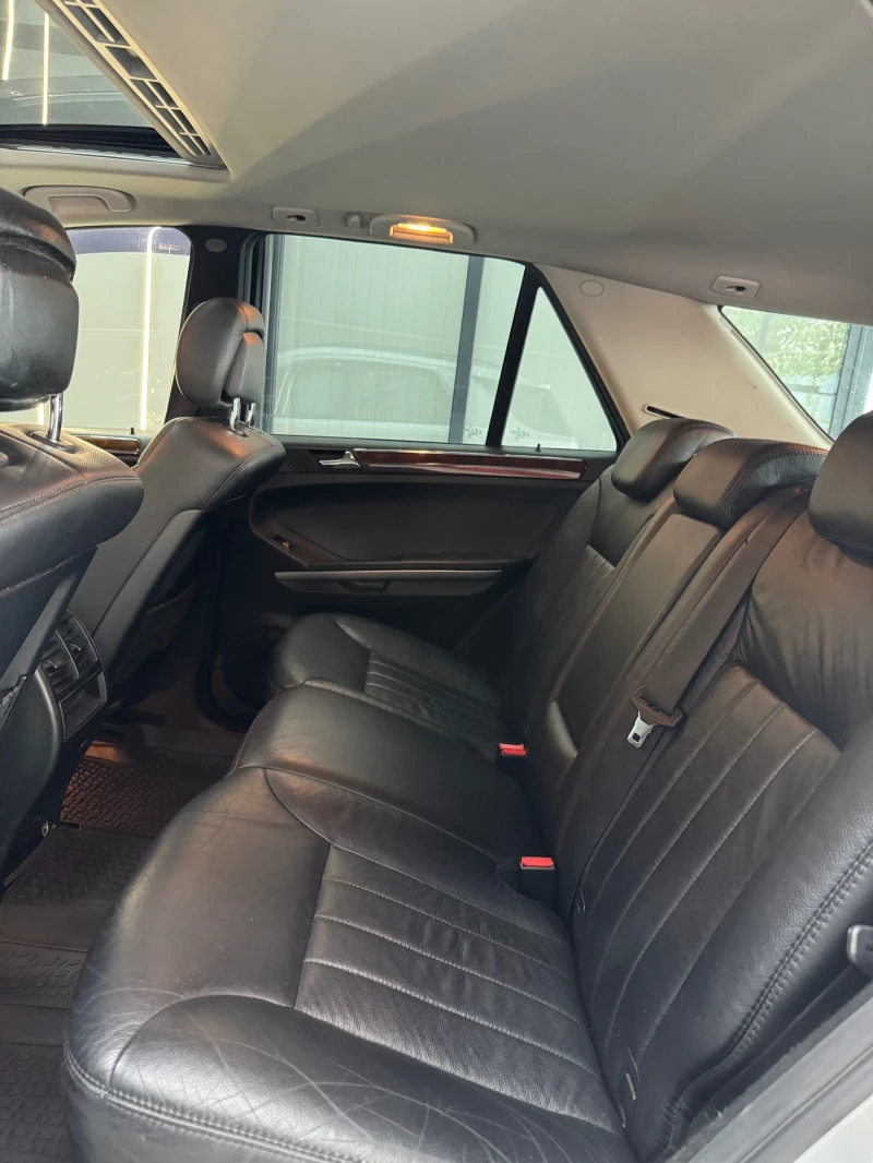 Mercedes-Benz ML 320 CDI * 4 MATIC * ШИБЕДАХ * КАМЕРА * OFF-ROAD Пакет , снимка 5 - Автомобили и джипове - 51175602