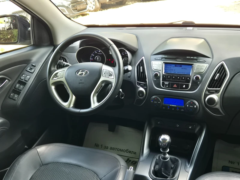 Hyundai IX35 1.6 ВНОС ИТАЛИЯ КОЖА ПОДГРЕВ АВТОПИЛОТ КЛИМАТРОНИК, снимка 12 - Автомобили и джипове - 51406353