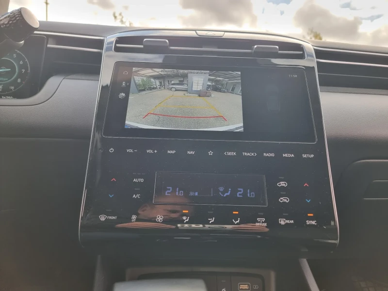 Hyundai Tucson 1.6 T-GDI /MHEV /4x4 /Smart /DCT/ В ГАРАНЦИЯ!, снимка 10 - Автомобили и джипове - 52541304