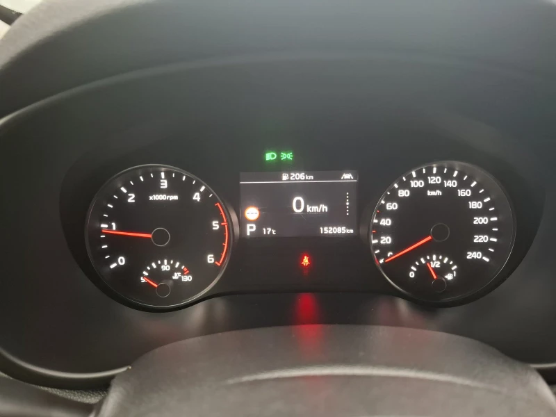 Kia Sportage 1.6 crdi ЕХ, снимка 10 - Автомобили и джипове - 52659451