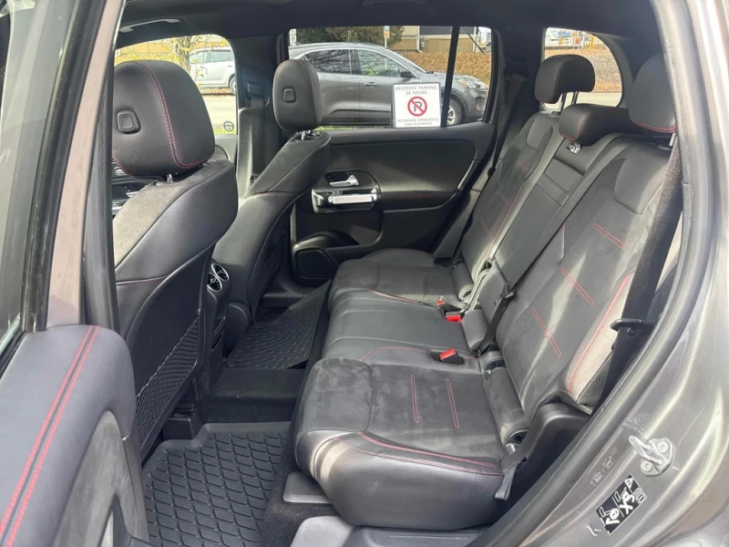 Mercedes-Benz GLB * 250 4MATIC SUV * CARFAX * БЕЗ ПЪРВОНАЧАЛНА ВНОСК, снимка 10 - Автомобили и джипове - 52903662