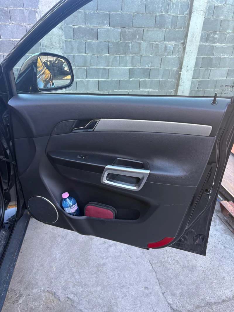 Opel Antara, снимка 8 - Автомобили и джипове - 53219945