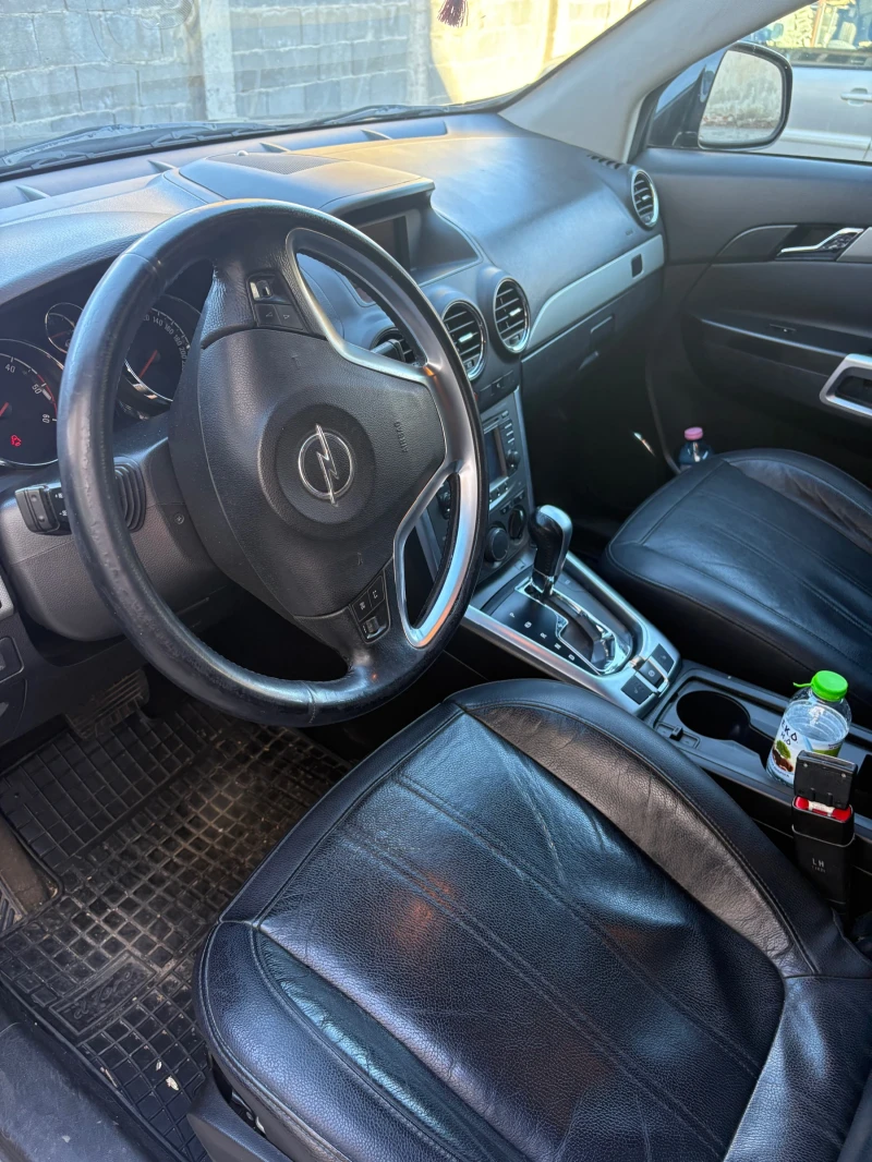 Opel Antara, снимка 7 - Автомобили и джипове - 53219945