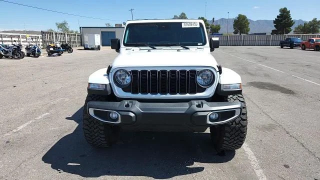 Jeep Gladiator 3.6L 6 4x4 w/Rear Wheel Drv