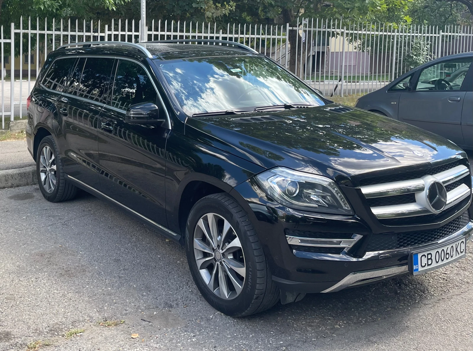 Mercedes-Benz GL 350 Bluetec - изображение 3