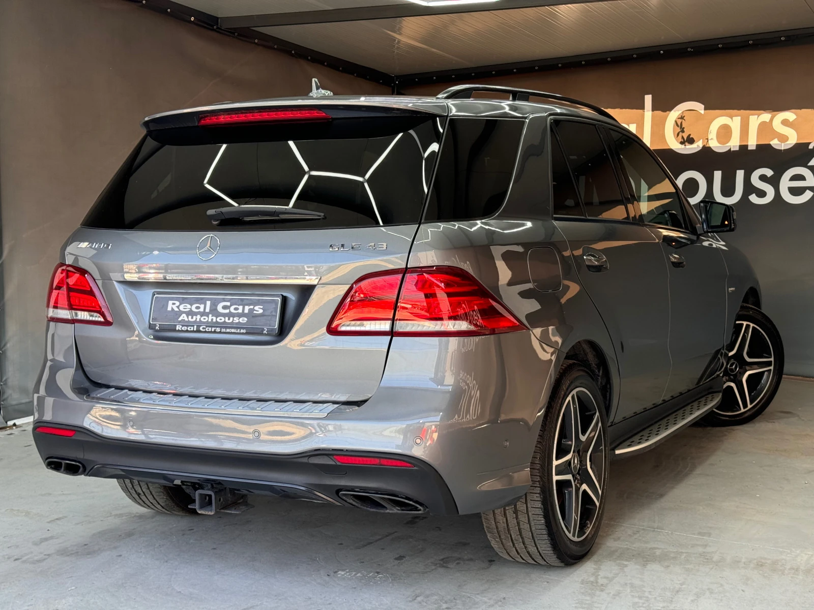 Mercedes-Benz GLE 43 AMG 4M* PANORAMA* 360 CAMERA* KEYLESS* HARMAN KARDON - изображение 6