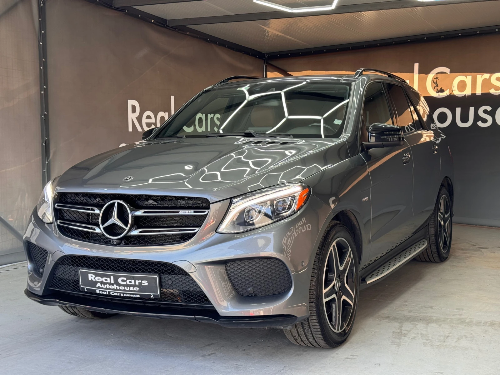 Mercedes-Benz GLE 43 AMG 4M* PANORAMA* 360 CAMERA* KEYLESS* HARMAN KARDON - изображение 3