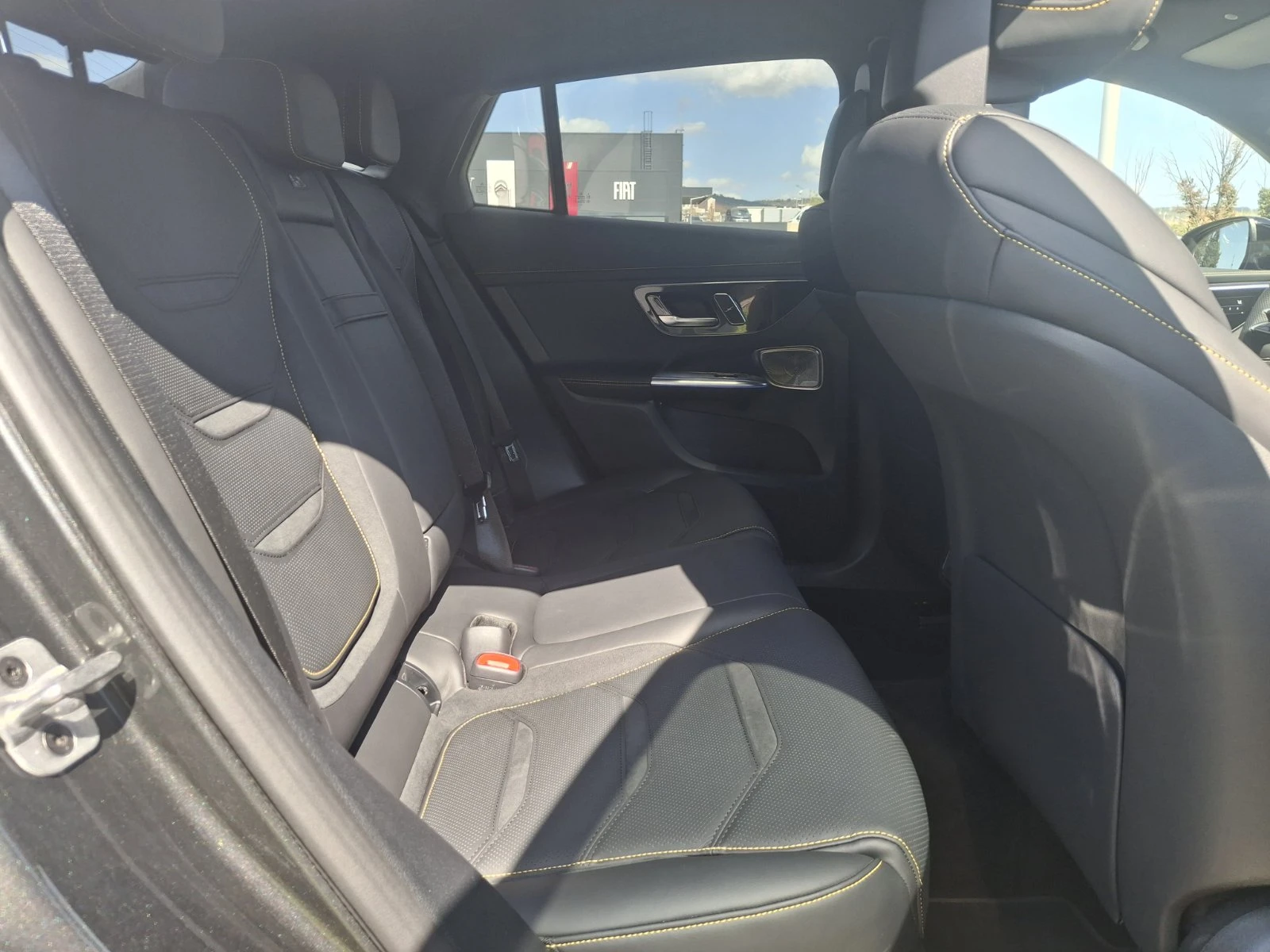 Mercedes-Benz GLC 43 AMG 4MATIC - изображение 9