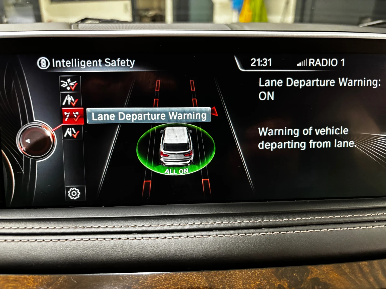 BMW X5 M Performance - изображение 10