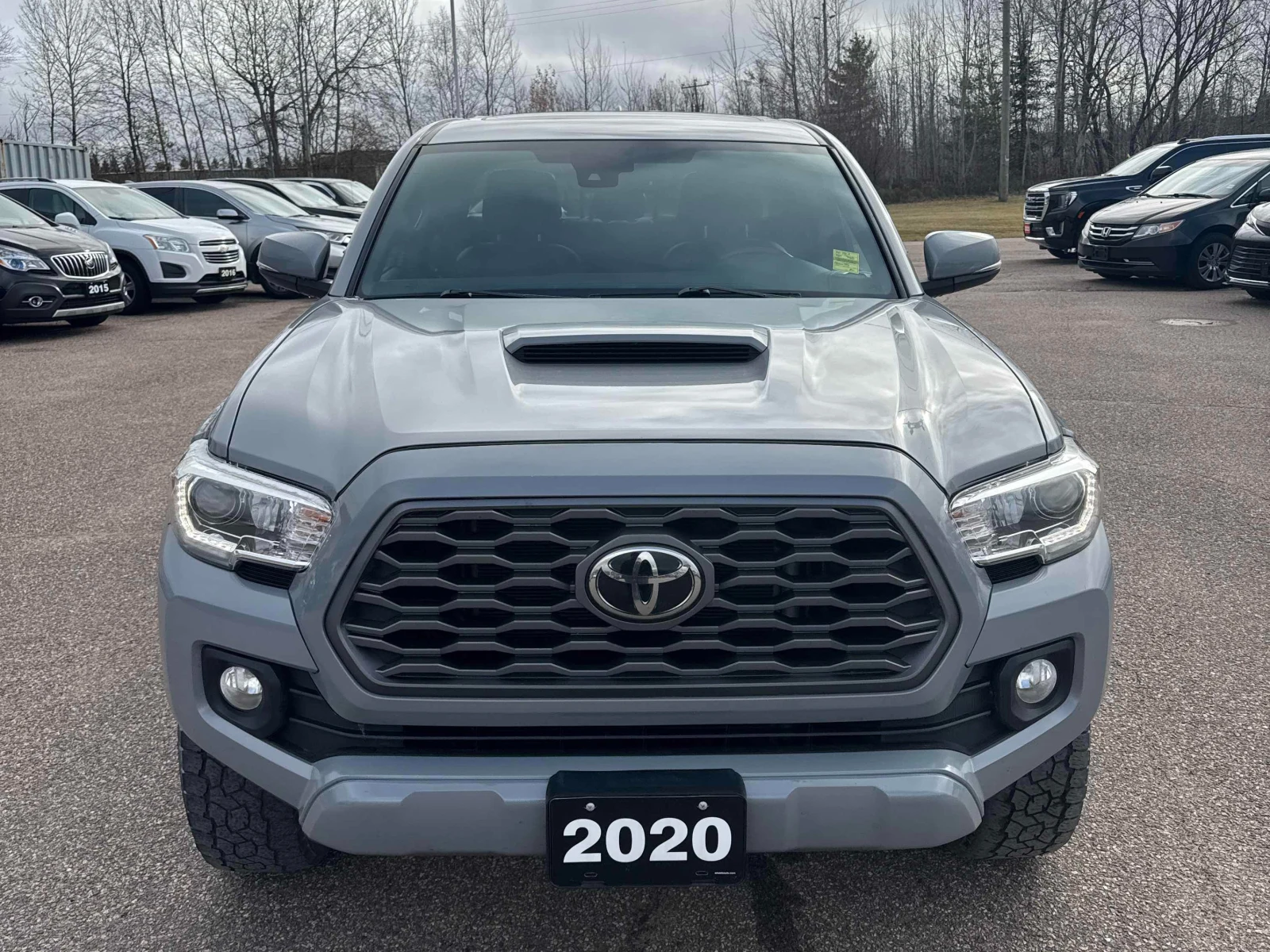 Toyota Tacoma CARFAX * * АВТО КРЕДИТ * *  - изображение 2
