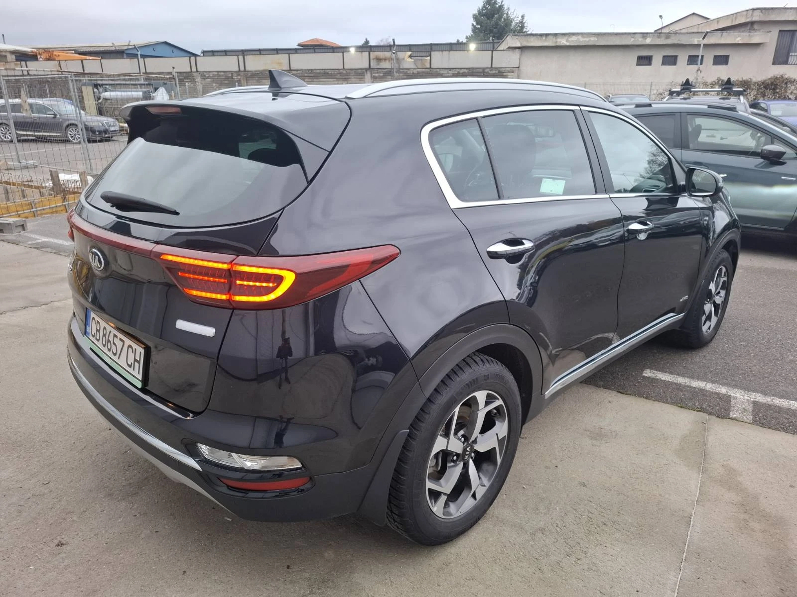 Kia Sportage 1.6 crdi ЕХ - изображение 4
