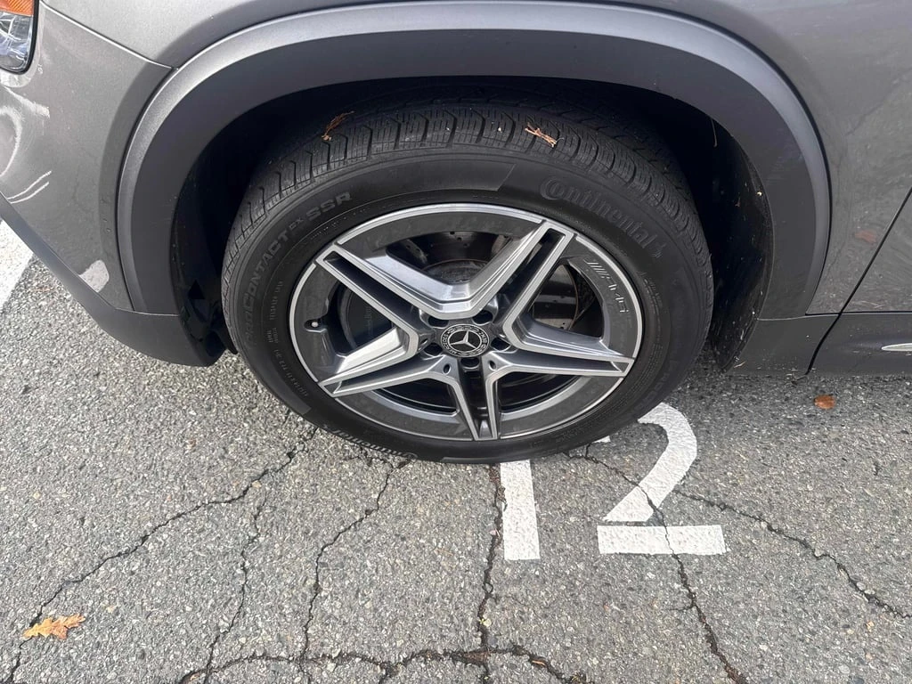 Mercedes-Benz GLB * 250 4MATIC SUV * CARFAX * БЕЗ ПЪРВОНАЧАЛНА ВНОСК - изображение 7