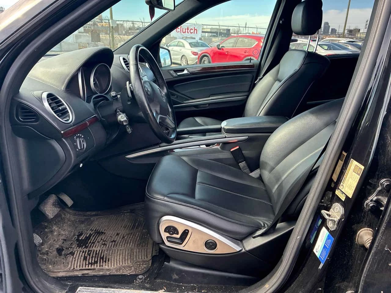 Mercedes-Benz GL 350 BlueTEC/CARFAX/ПОДГРЕВИ/ПАНОРАМА, снимка 9 - Автомобили и джипове - 53774593