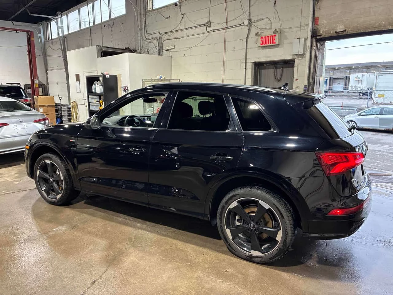 Audi Q5 * Progressiv * Sunroof * Heated seats   | Mobile.bg � ����������� 3