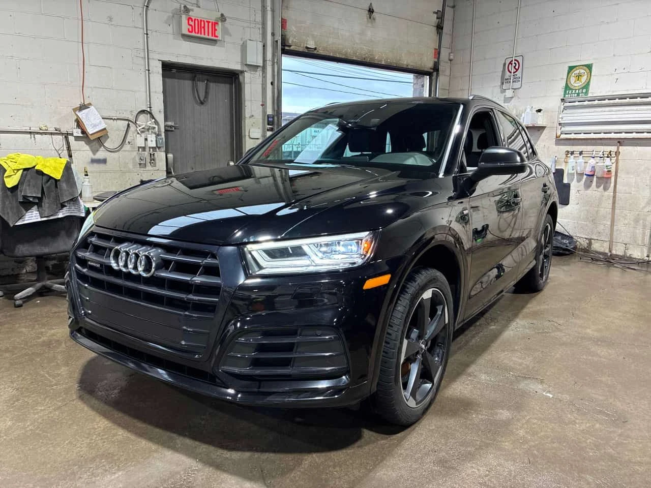 Audi Q5 * Progressiv * Sunroof * Heated seats   | Mobile.bg � ����������� 1