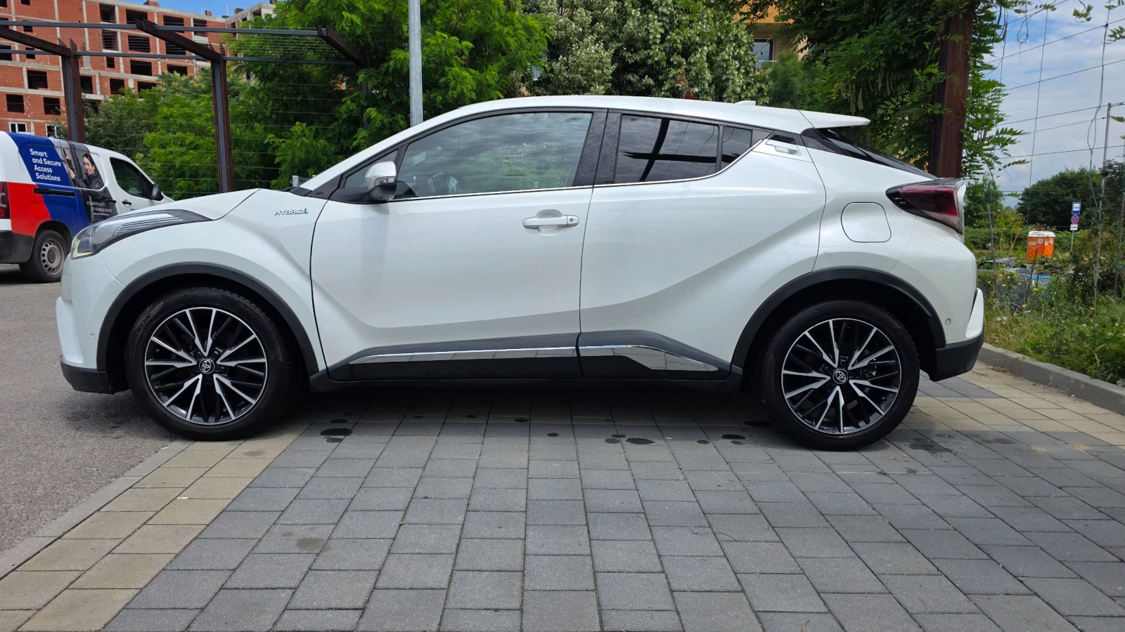 Toyota C-HR 1.8 Hybrid , снимка 5 - Автомобили и джипове - 54866176